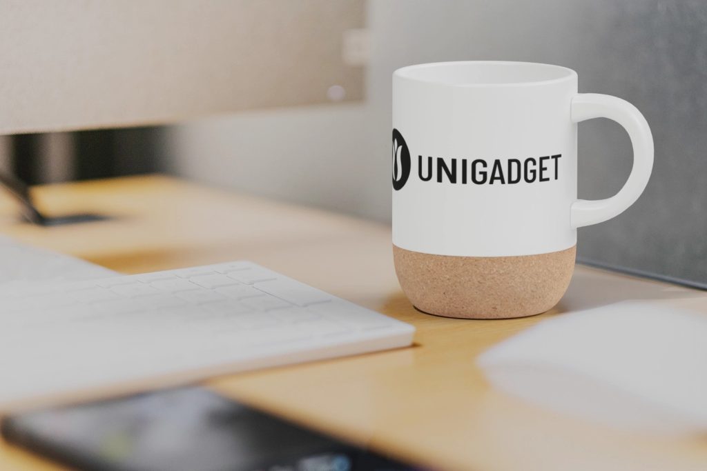 tazza-sublimazione-personalizzata-ufficio-gadget-1024x683 Come personalizzare tazze con la sublimazione: guida alla qualità professionale